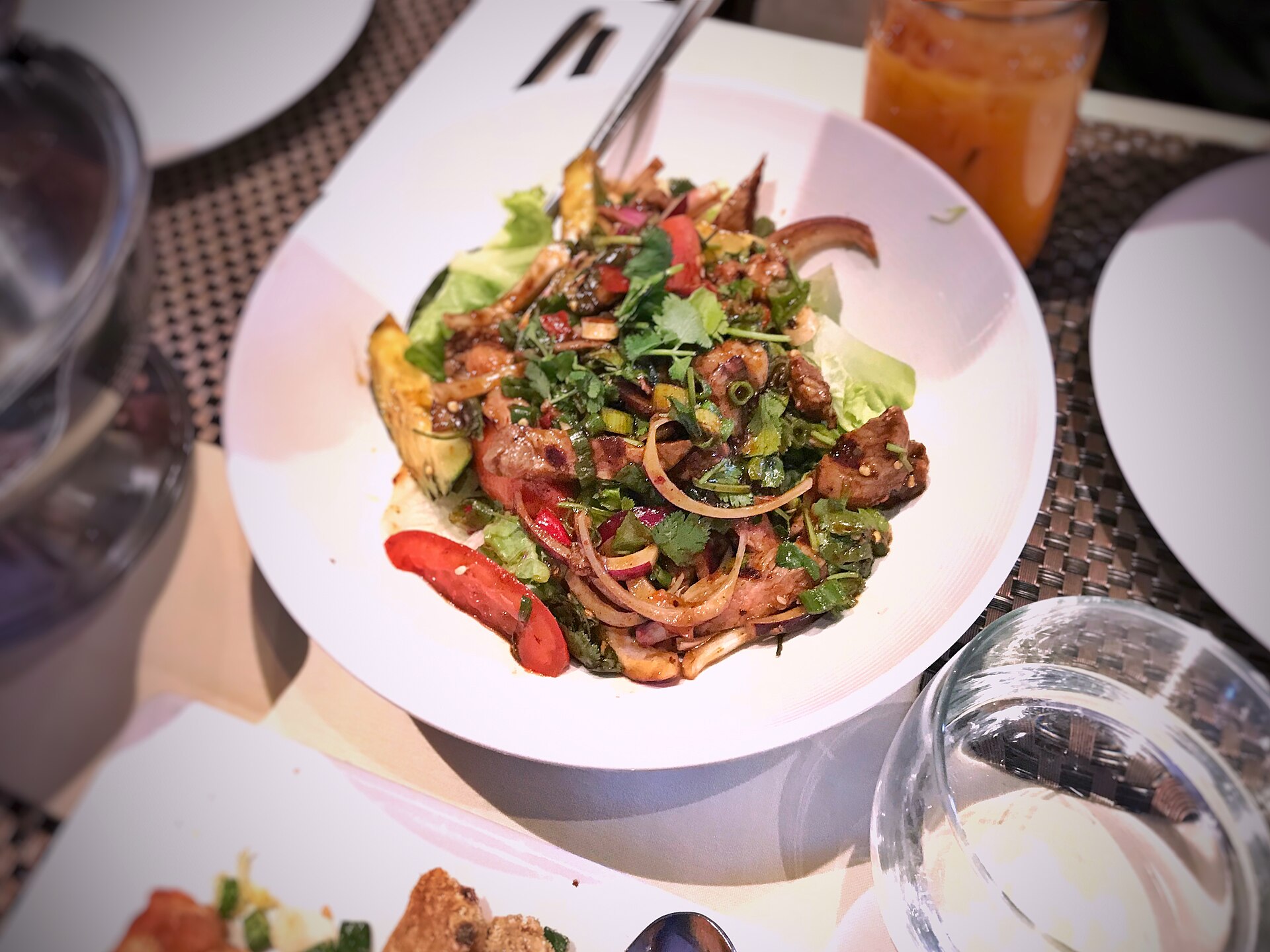 Five mushrooms, five dinners, one variable: water content